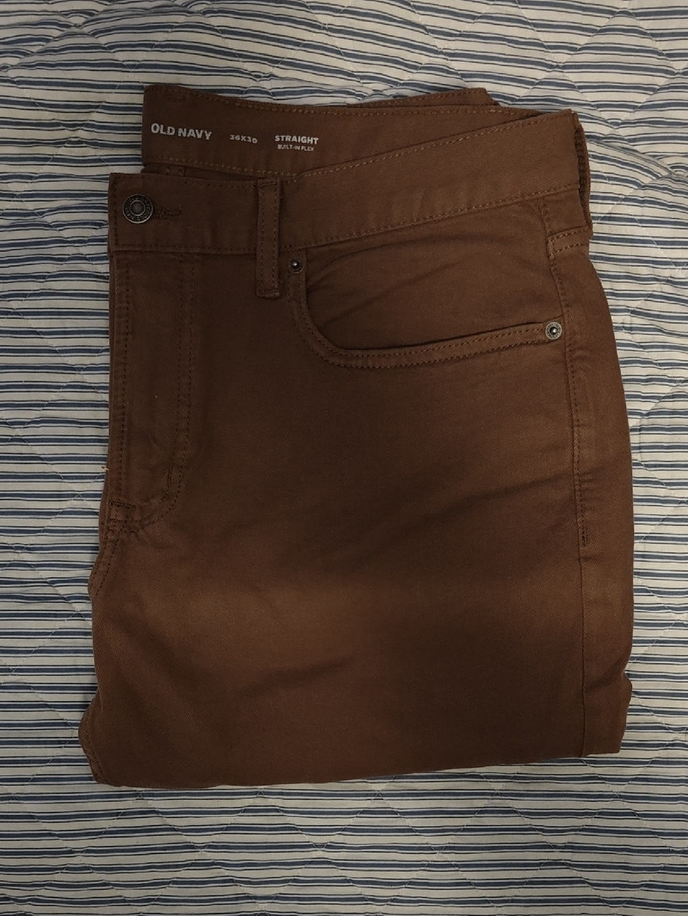 NWOT Old Navy Brown Straight-Leg Jeans